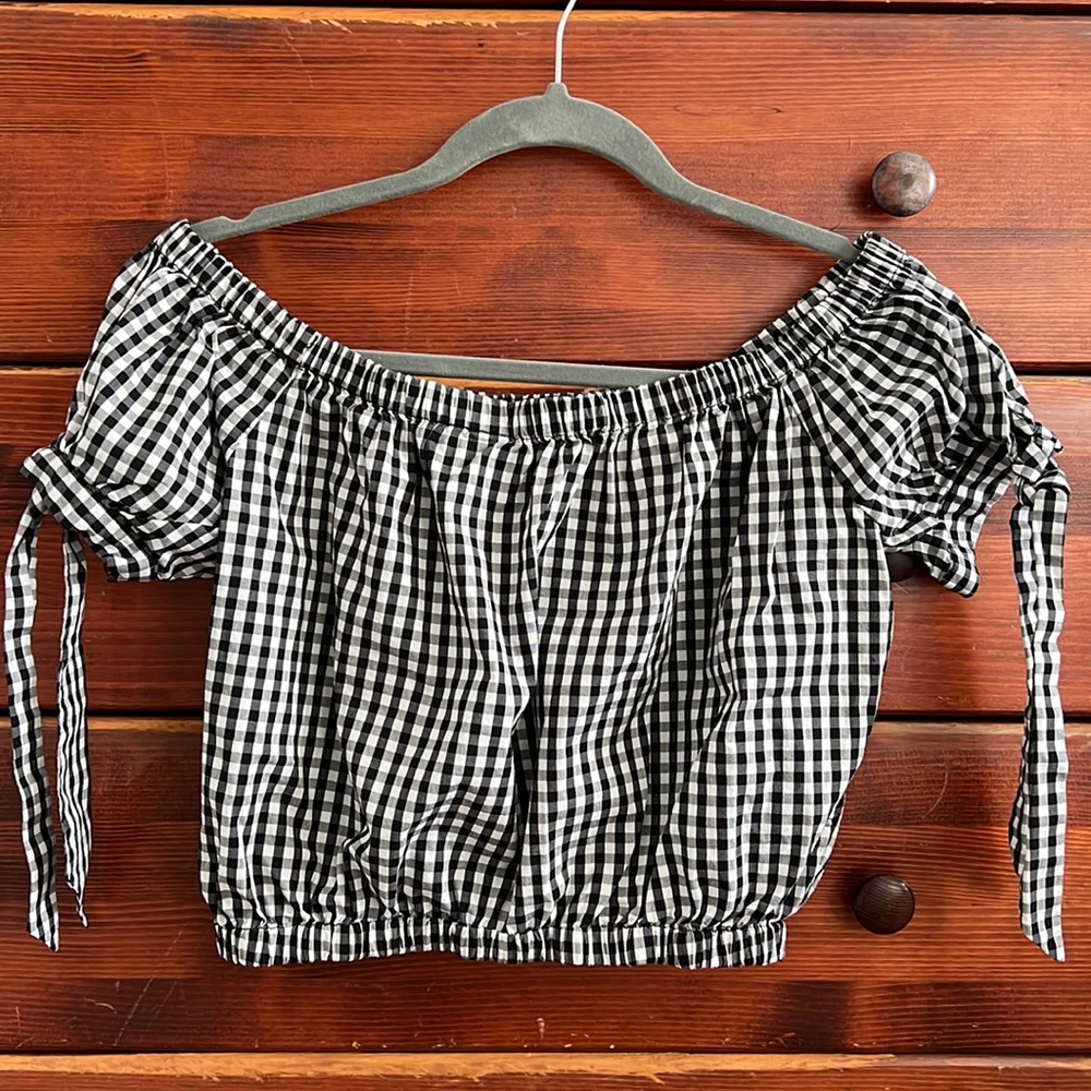 Gingham Off-the-shoulder Top
